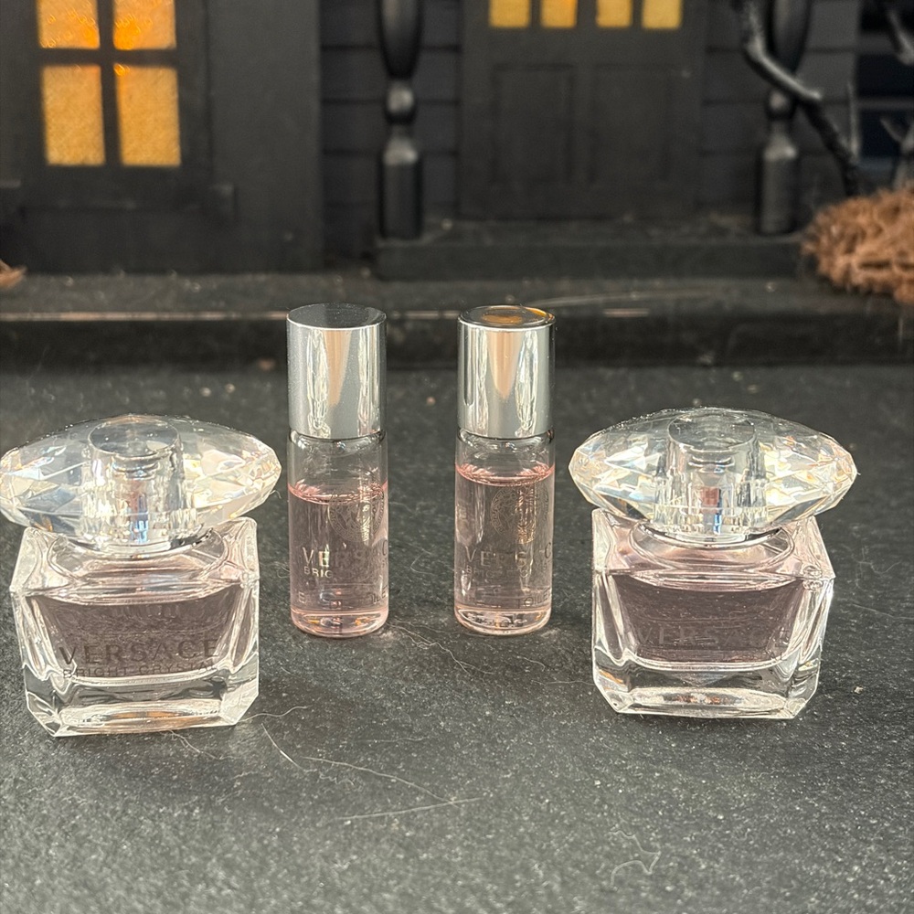 Versace Bright Crystal Perfume Set - Pink and White - Picture 4 of 4